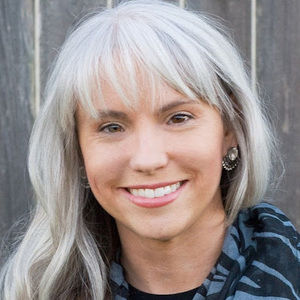 Meet your Posher, Carrie